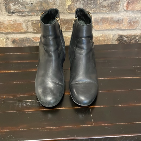 Tory Burch wedge booties! Size 8 - Picture 2 of 6